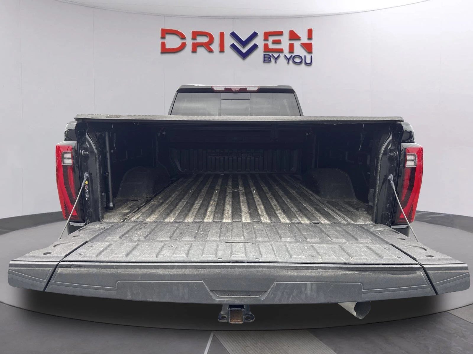 Used 2024 Onyx Black GMC Denali Ultimate image 36
