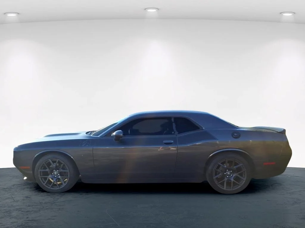 Used 2018 Gray Dodge R/T image 9