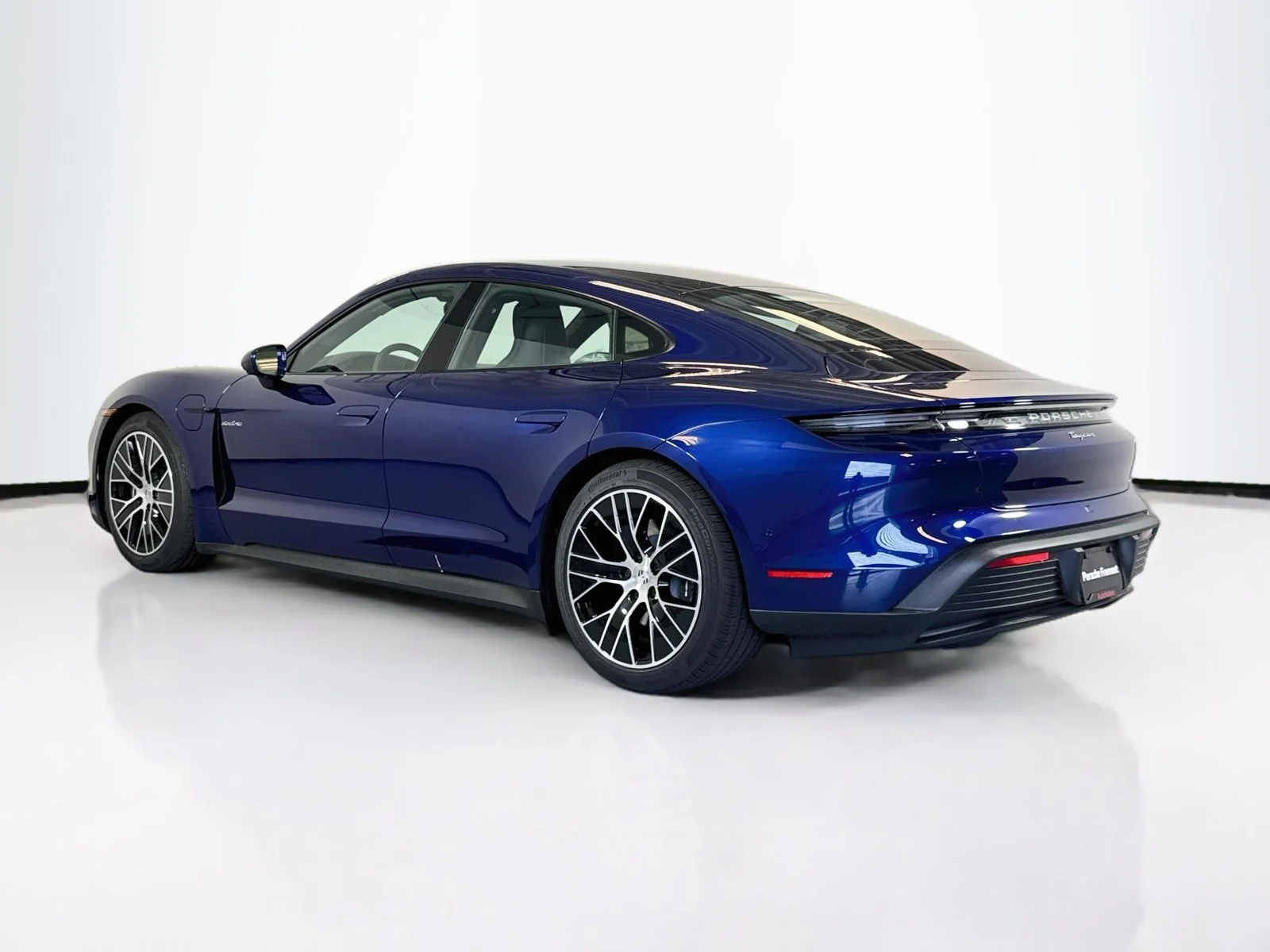 New 2026 Gentian Blue Metallic Porsche  image 3