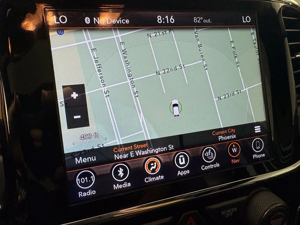 Used 2019 White Jeep Altitude image 31