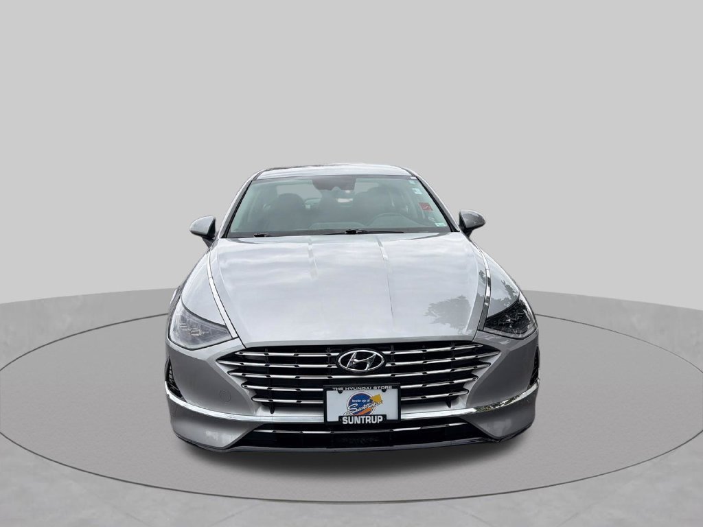 Used 2023 Silver Hyundai SEL image 25