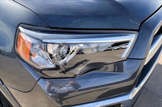 Certified Used 2022 MAGNETIC GRAY MET. Toyota  image 26