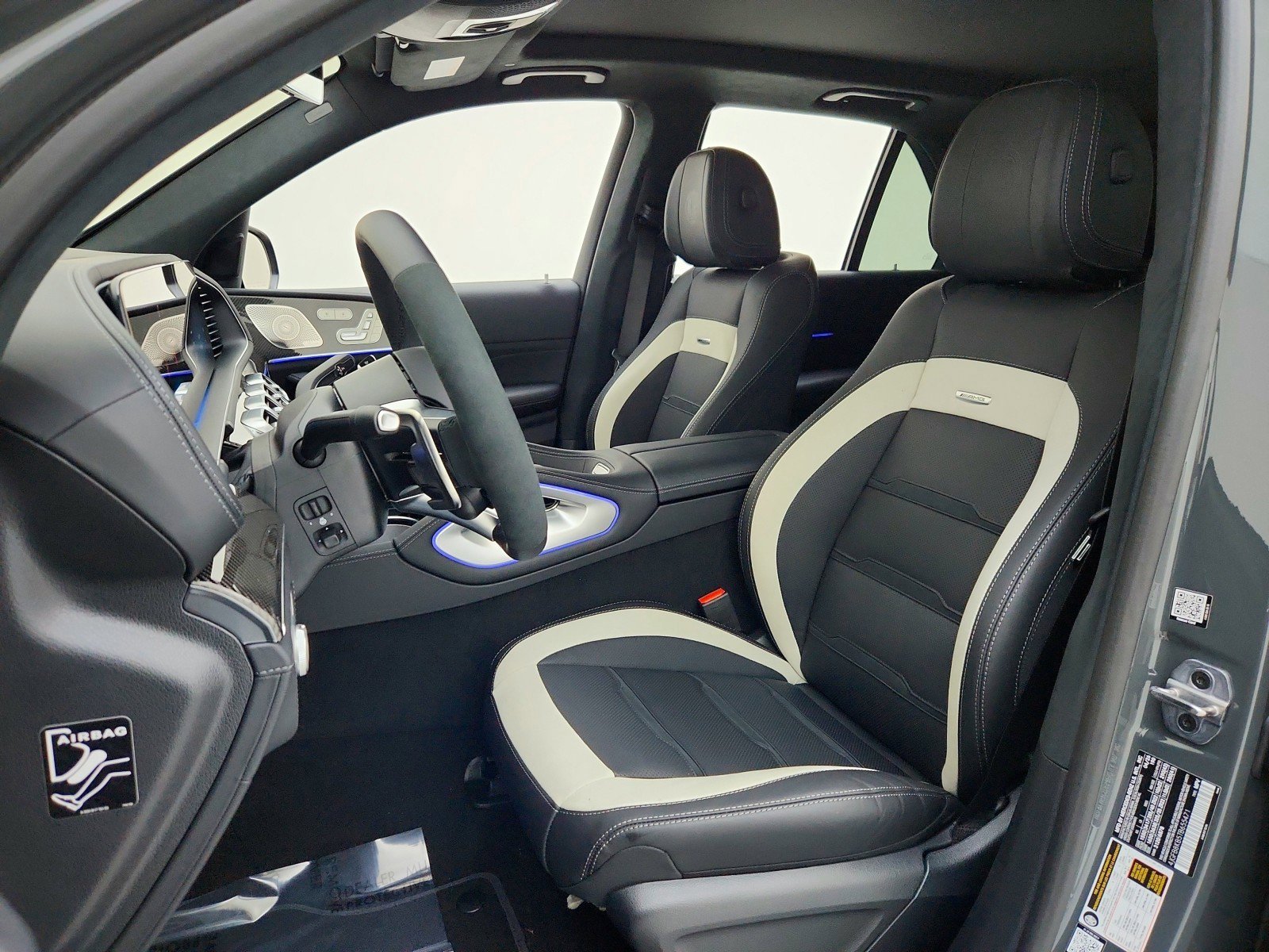New 2026 MANUFAKTUR Silicon Grey Mercedes-Benz AMG® GLE 63 S 4MATIC+ SUV image 41