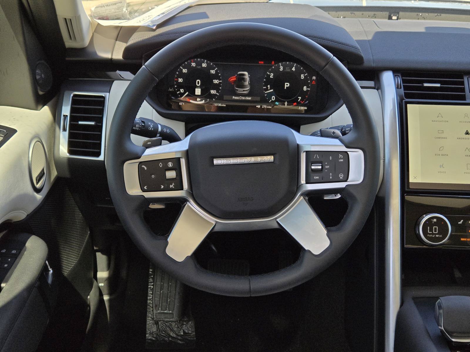 Used 2025 Black Land Rover S image 38