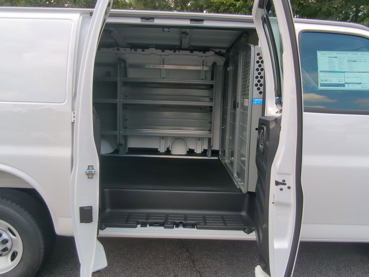 New 2025 Summit White Chevrolet Work Truck image 31