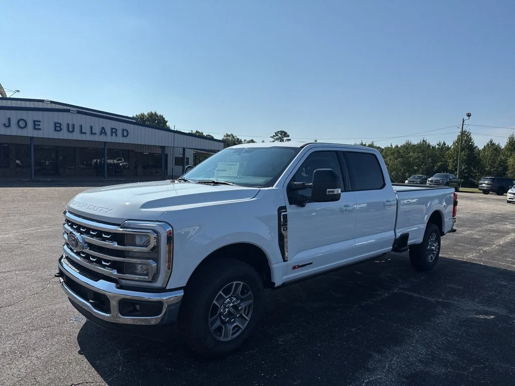 New 2026 Oxford White Ford F-250® Lariat® image 13