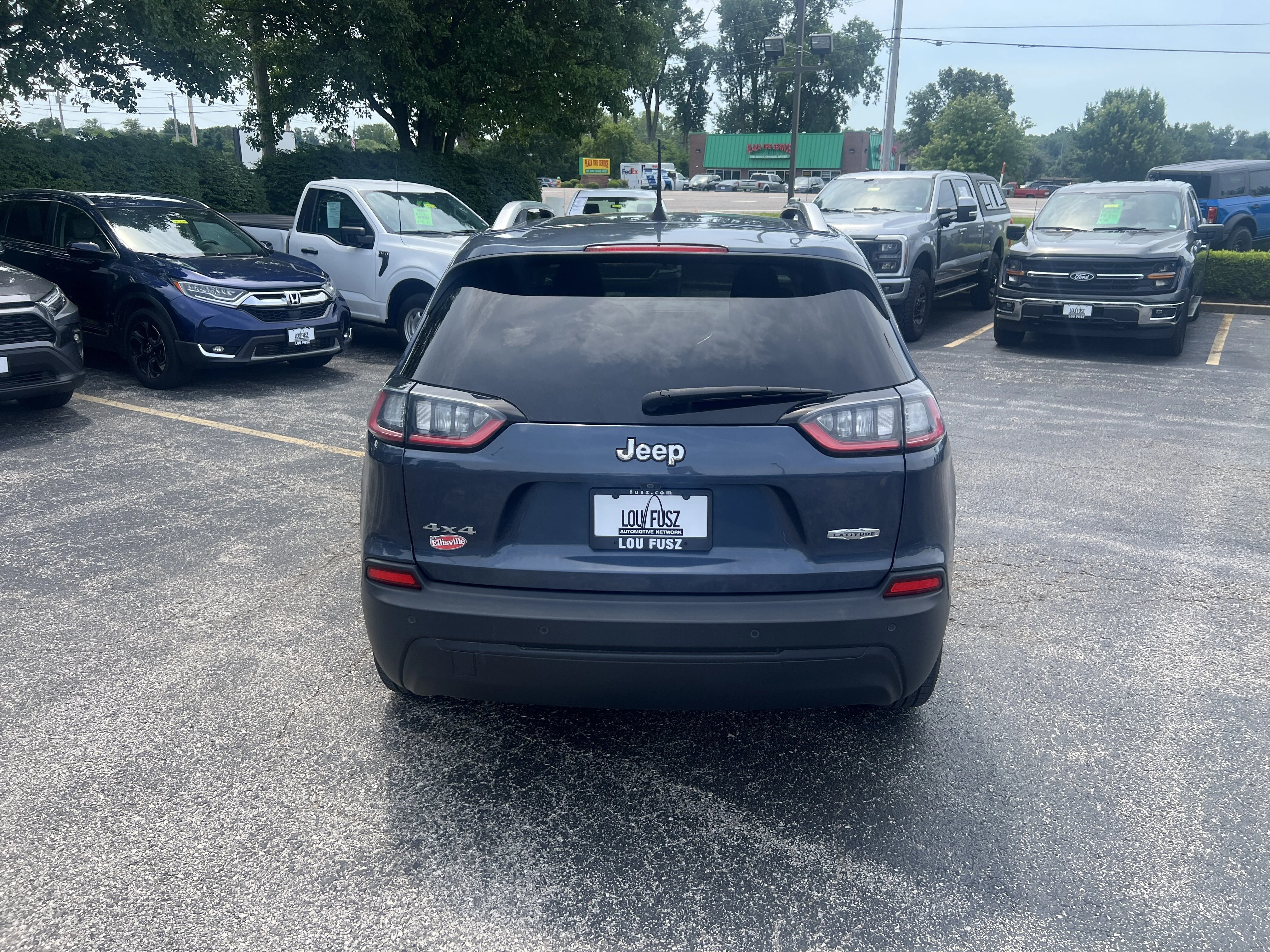 Used 2019 Blue Shade Pearlcoat Jeep Latitude image 6