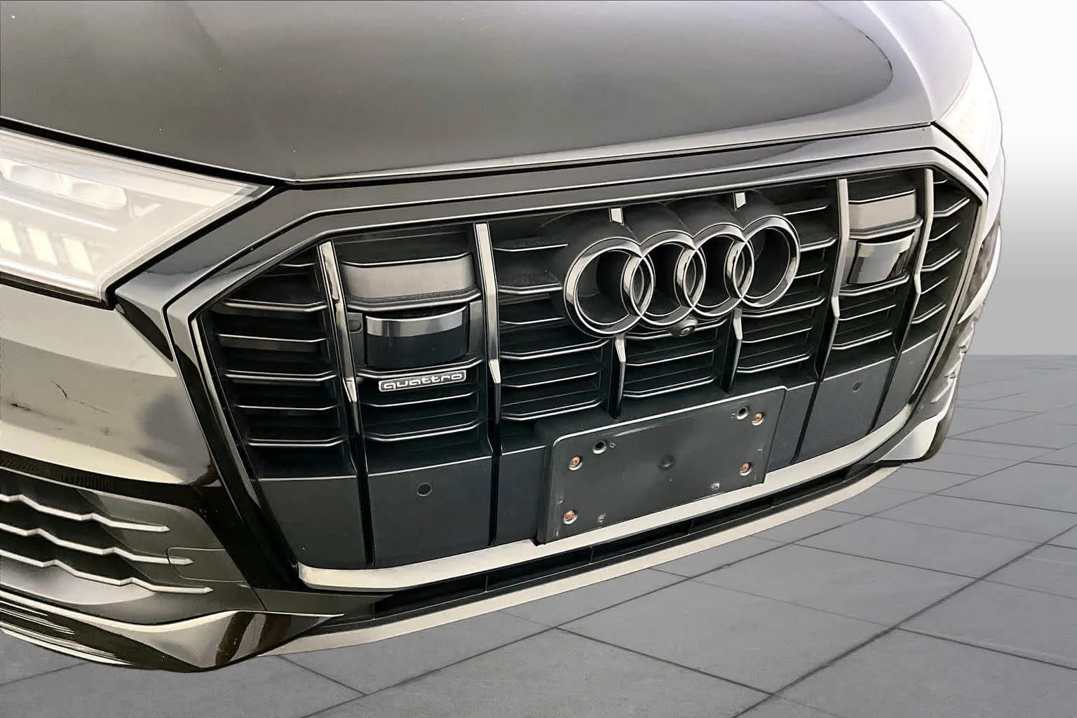 Used 2023 Mythos Black Metallic Audi Premium Plus image 32