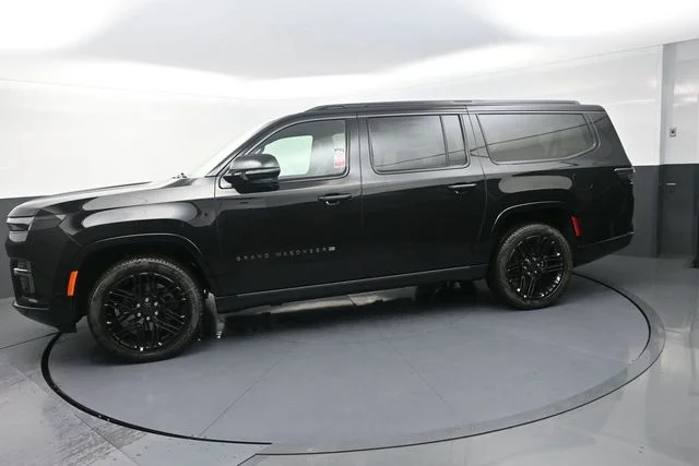 New 2026 High Gloss Black Exterior Paint Jeep Limited Reserve image 10