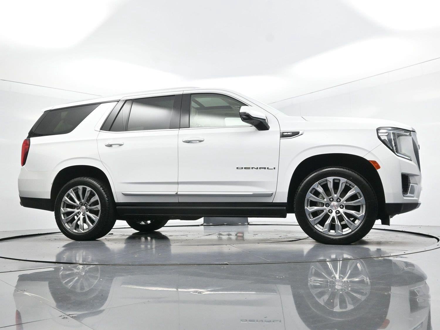 Used 2021 Summit White GMC Denali image 48