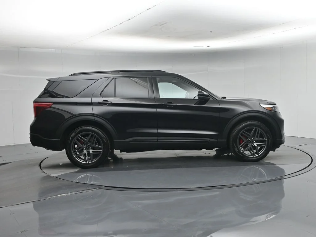 Used 2023 Black Ford ST image 34