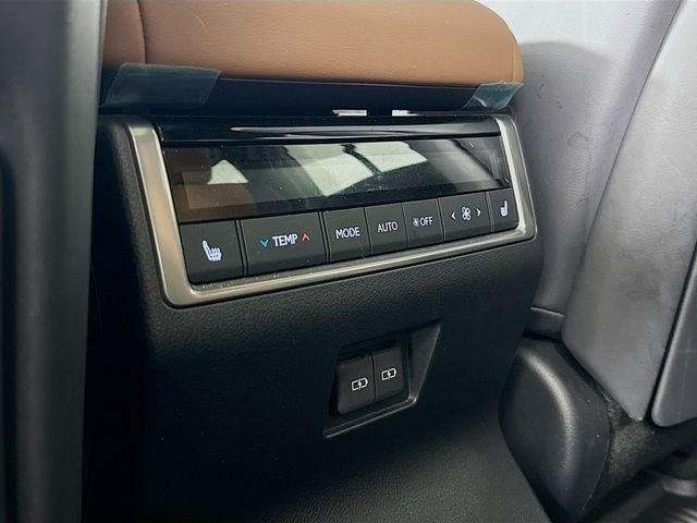 Used 2025 Caviar Lexus 550 Luxury+ image 26