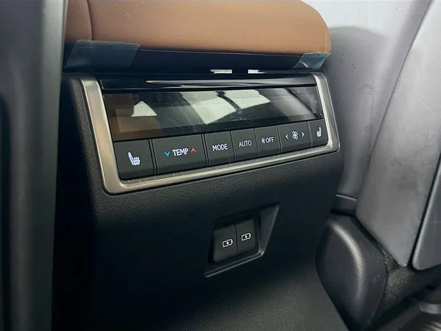 Used 2025 Black Lexus 550 Luxury+ image 26