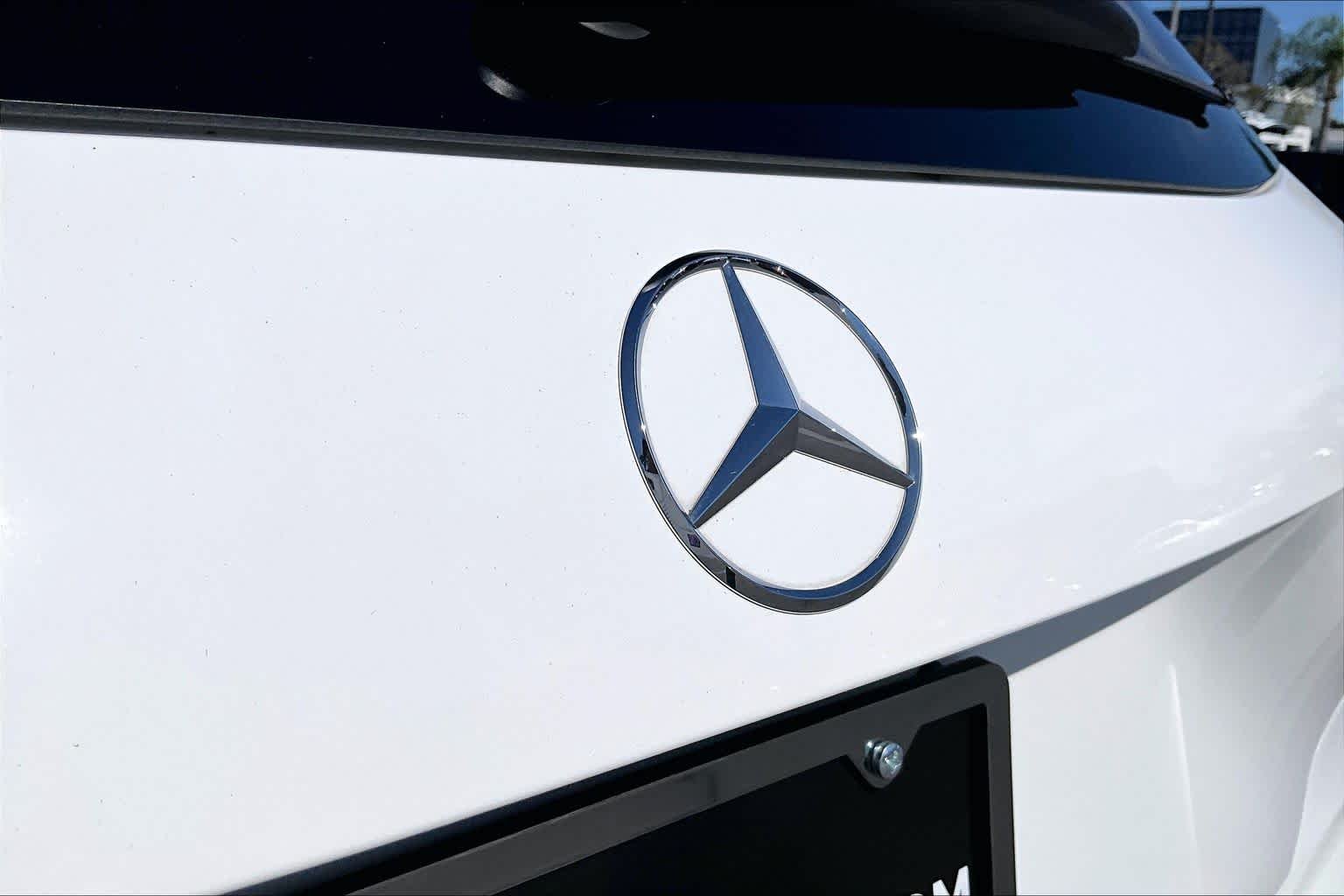 Used 2023 Polar White Mercedes-Benz GLA 250 image 9