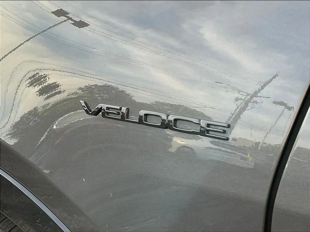 Used 2024 Grigio Alfa Romeo Veloce image 23