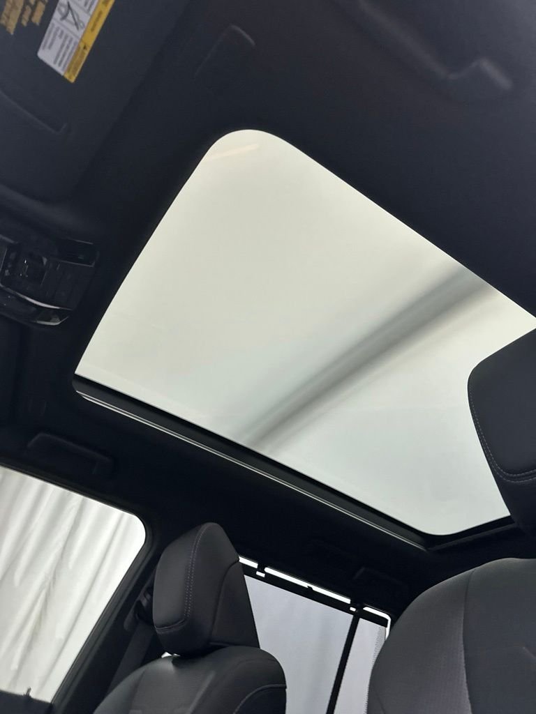Used 2024  Lexus 550 Luxury+ image 22