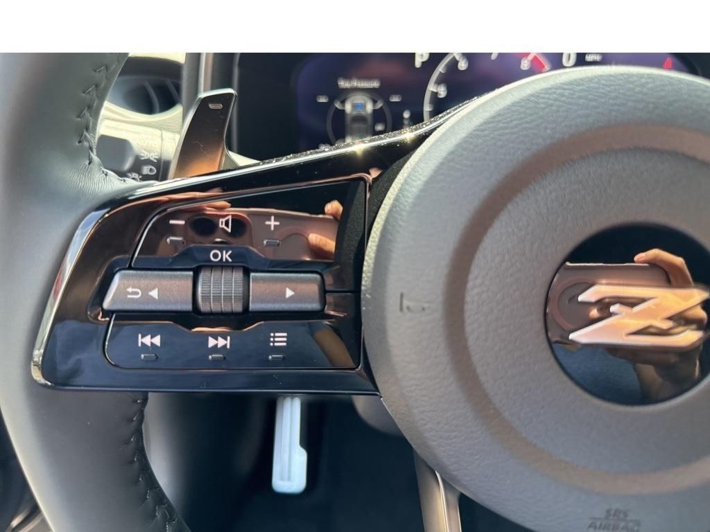 2025 Nissan Z Performance - Photo 17