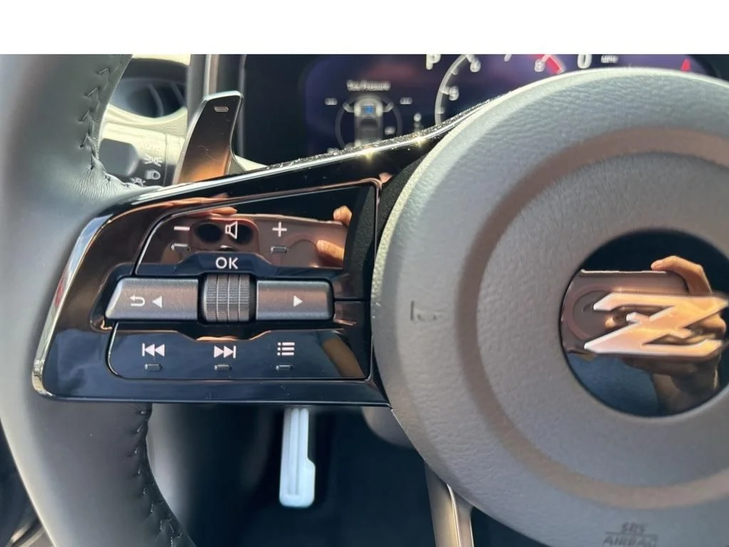 2025 Nissan Z Performance - Photo 17
