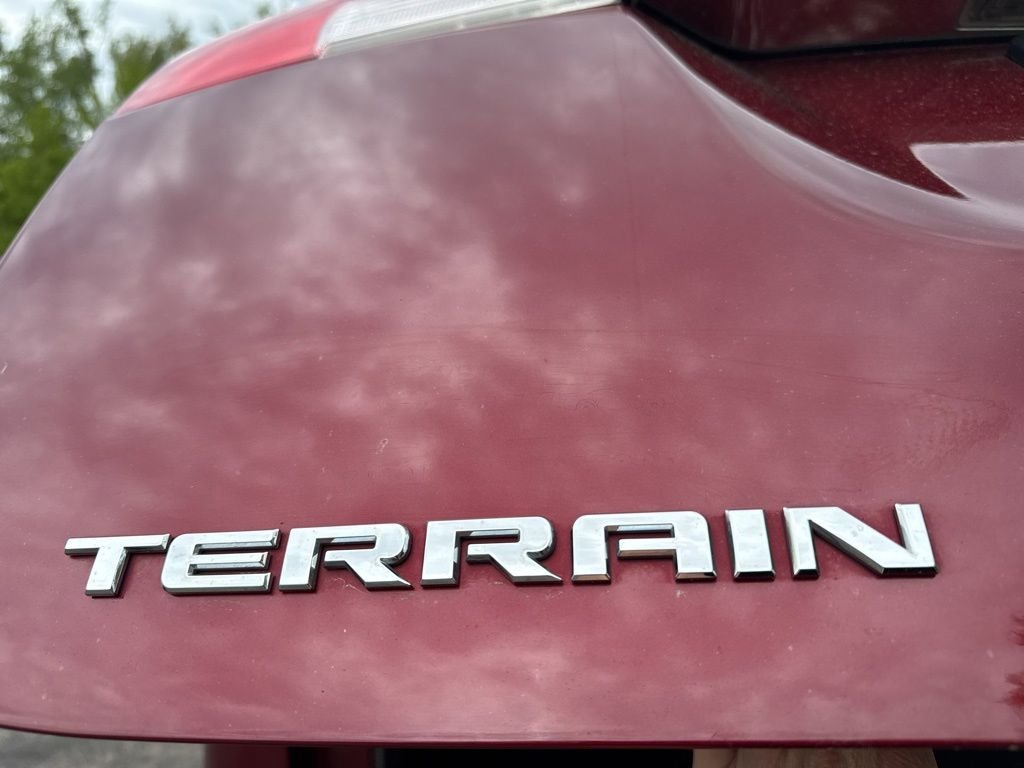 Used 2017 Red GMC SLE-2 image 16