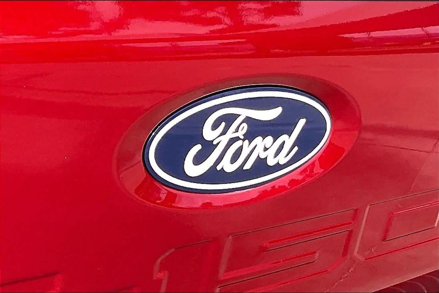 Used 2026 Ruby Red Metallic Tinted Clearcoat/Marsh Gray Ford King Ranch image 30