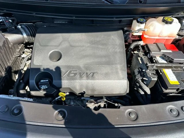 Used 2023 Black Buick Essence image 10