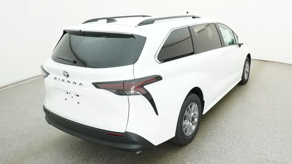New 2026 Ice Cap Toyota LE image 22