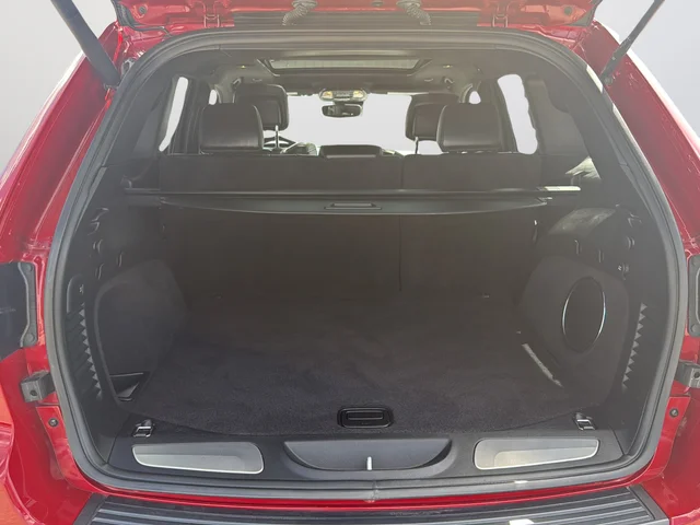 Used 2021 Red Jeep Trailhawk image 31