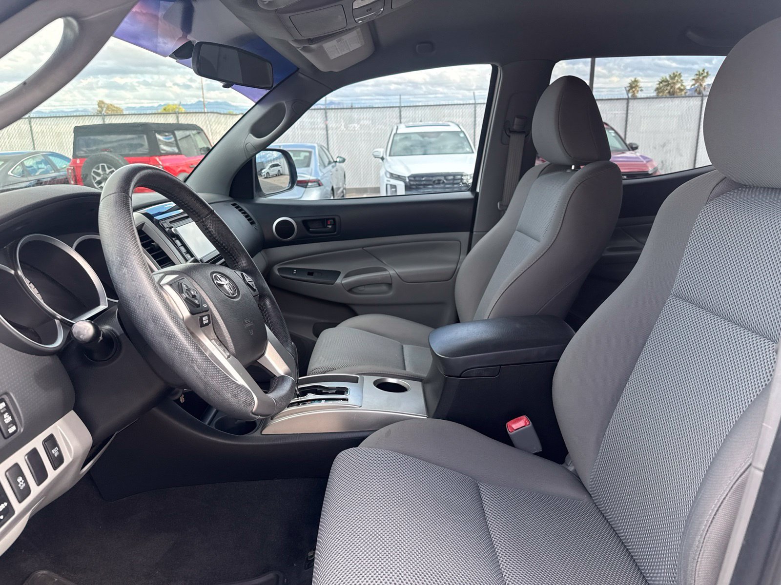 Used 2015 Super White Toyota Base image 10