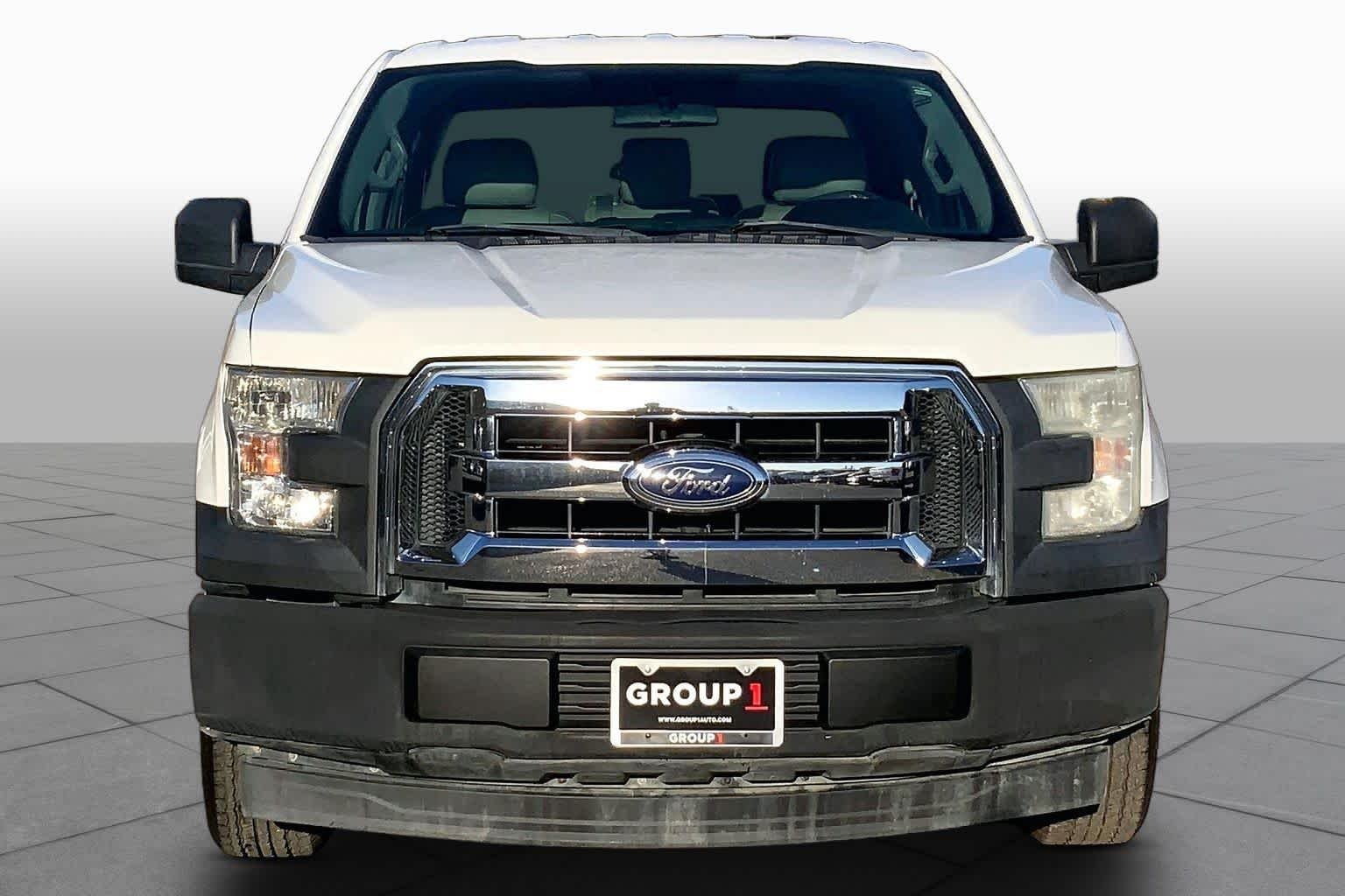 Used 2017 Oxford White Ford XL image 4