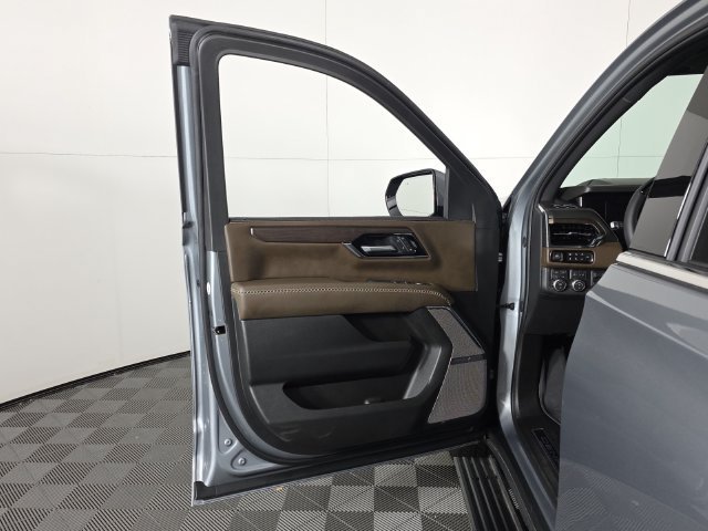 Used 2026 Sterling Metallic GMC Denali Ultimate image 23