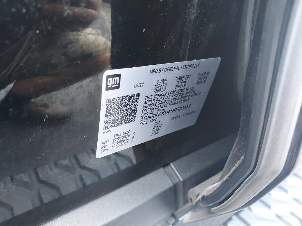 Used 2022 Black Chevrolet Z71 image 24