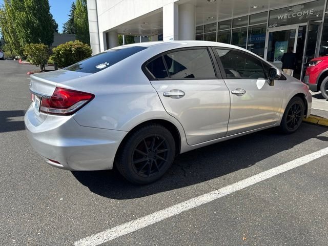 Used 2013 Honda Civic LX with VIN 19XFB2F59DE284468 for sale in Kirkland, WA