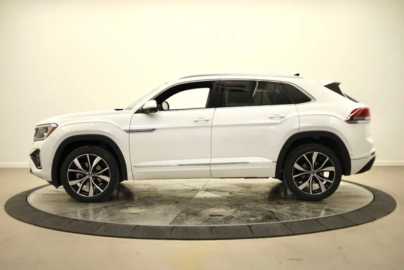 New 2026 White/off-white Volkswagen 2.0T SEL Premium R-Line image 6