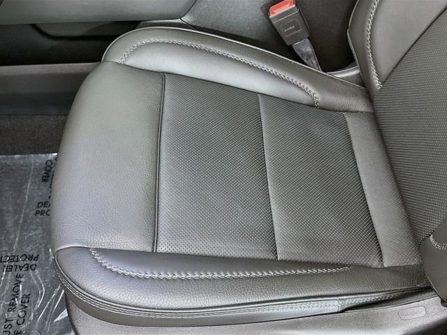 Used 2023 Silver GMC Denali image 20