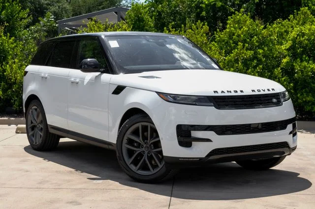 New 2026 Fuji White Land Rover SE image 7