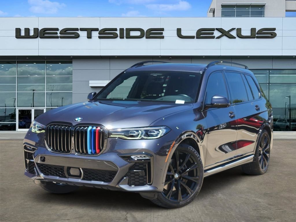 2021 BMW X7 xDrive40i's photo