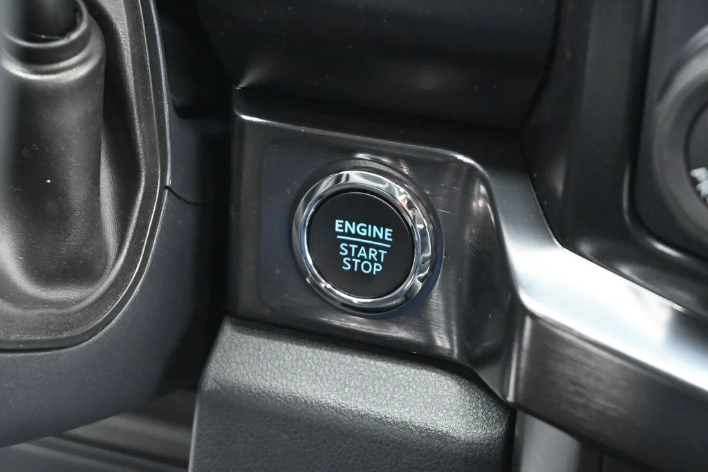 New 2026 Oxford White Ford Lariat image 13
