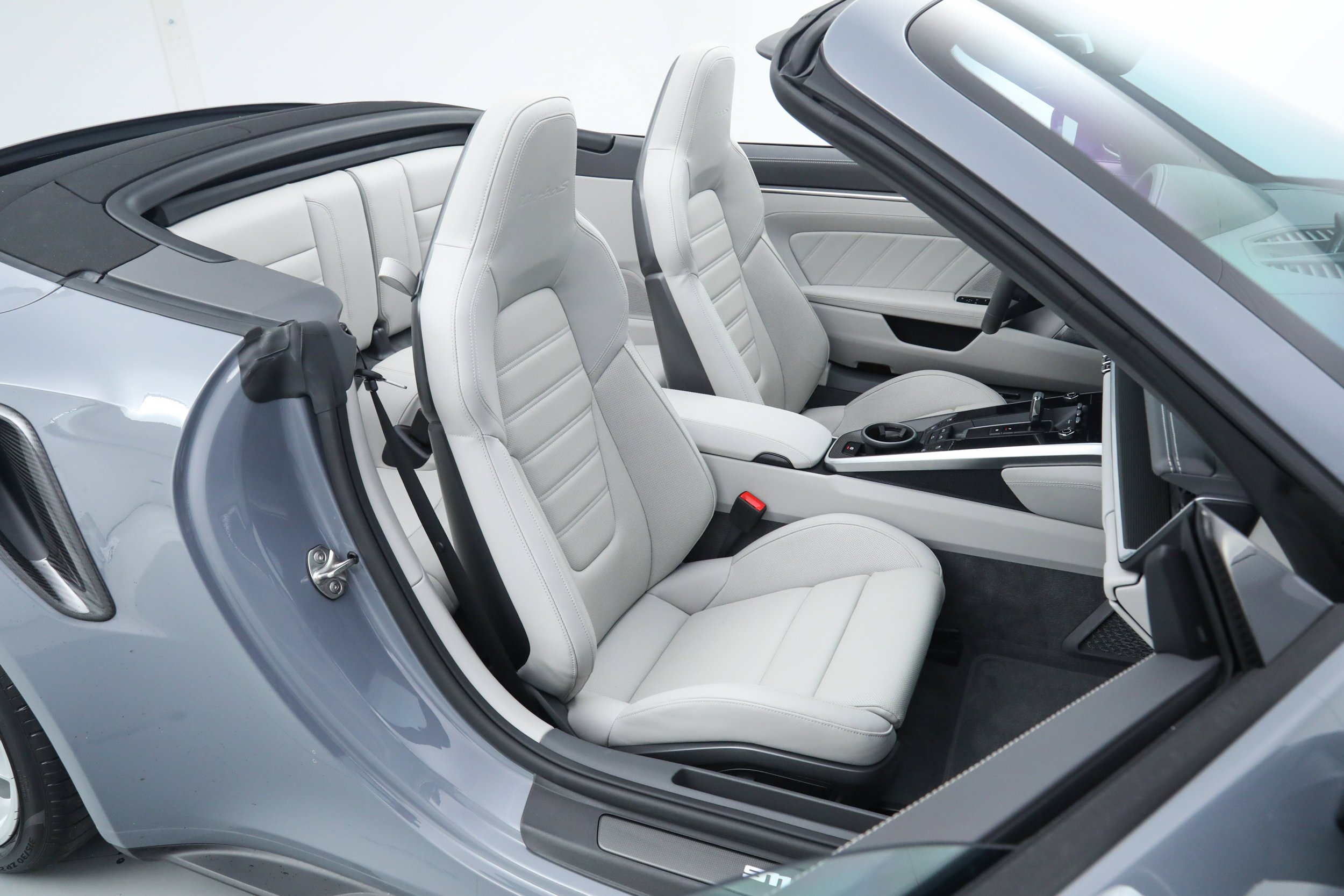 Used 2024 Gray Porsche Turbo S Cabriolet image 19