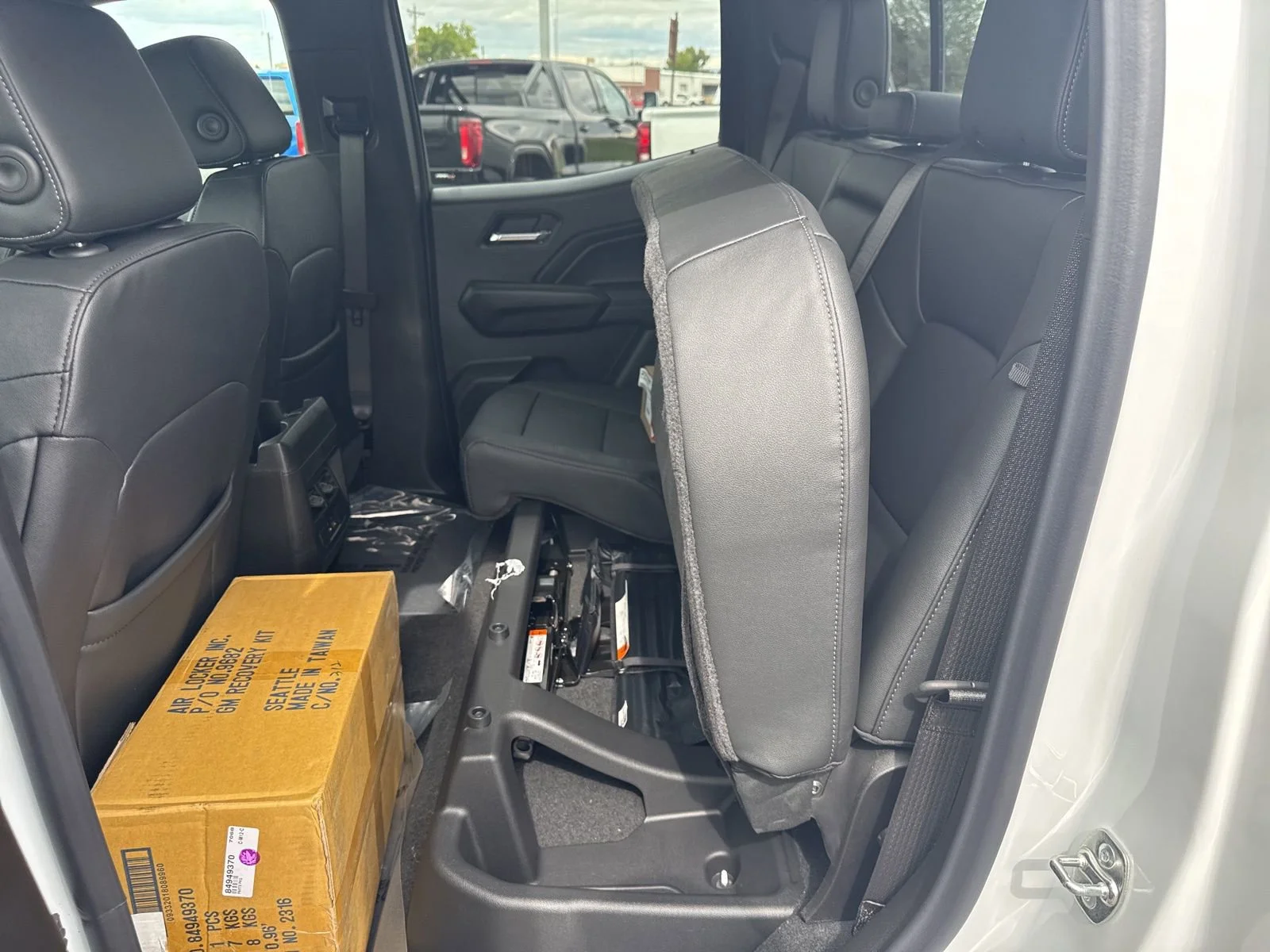 2026 GMC Canyon Elevation - Photo 31