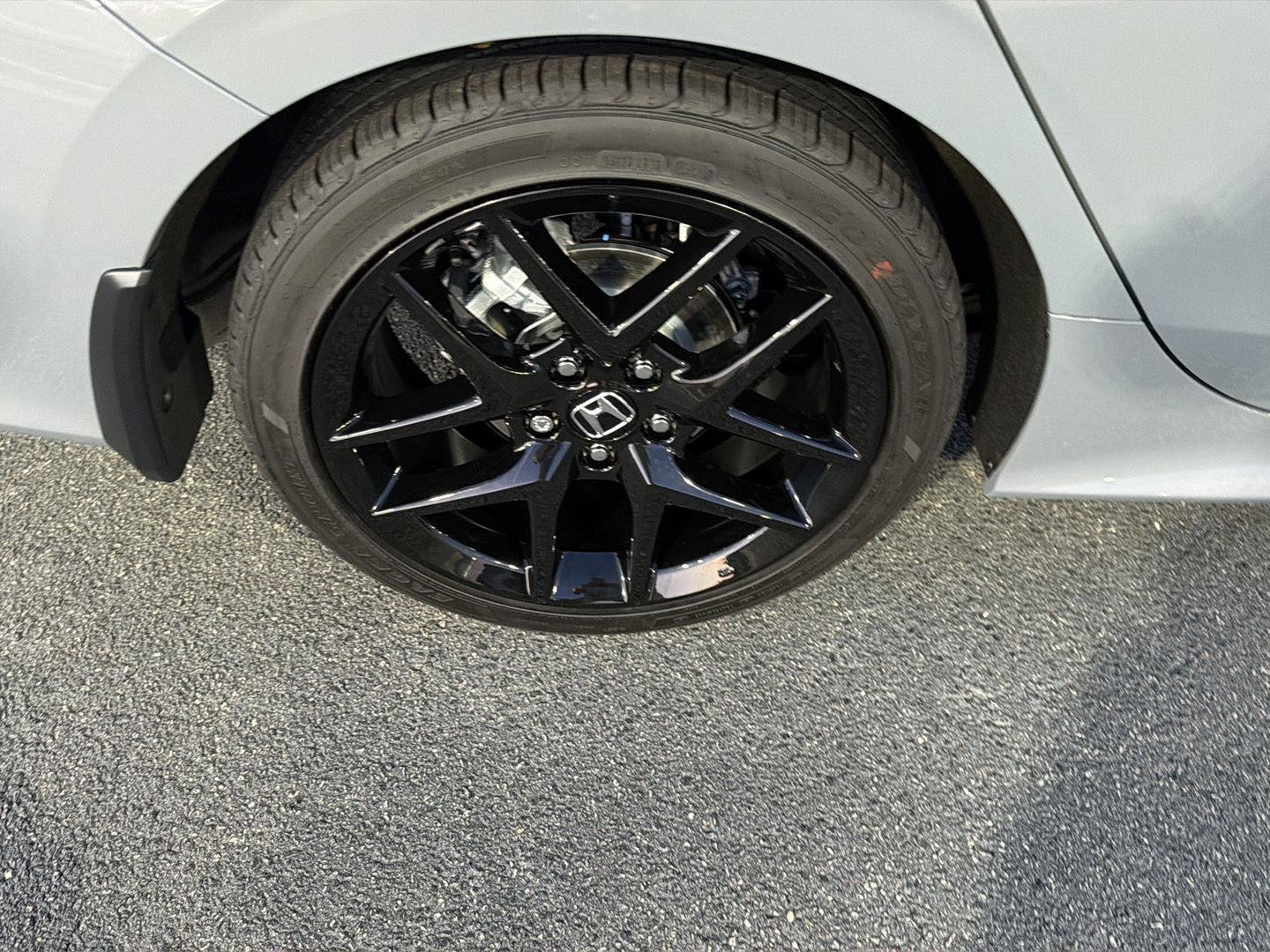 Used 2026 Urban Gray Pearl Honda Sport image 37