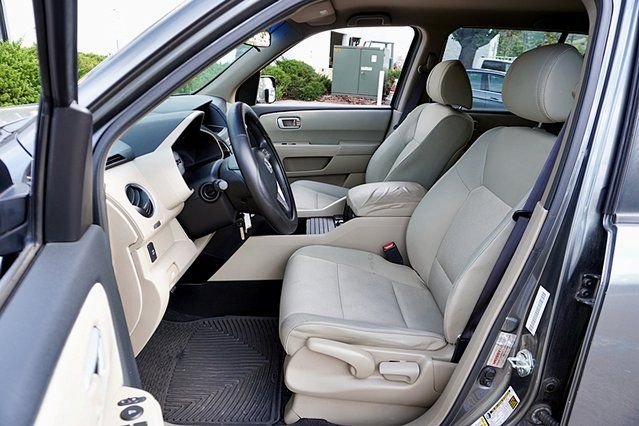 Used 2009 Gray Honda LX image 13