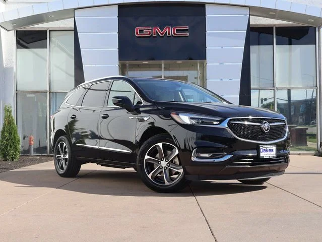2019 Buick Enclave Essence AWD's photo