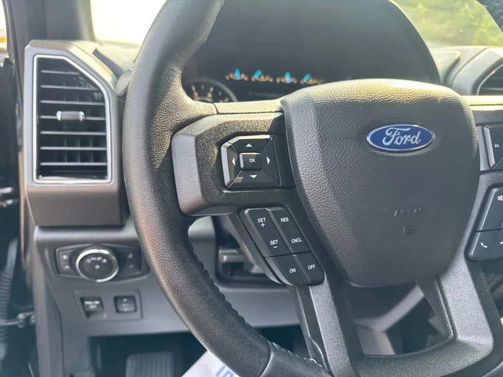 Certified Used 2018 Black Ford XLT image 16