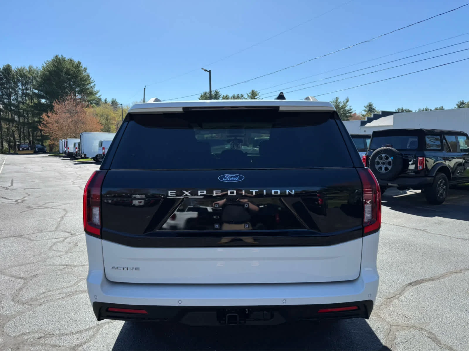 New 2026 Star White Metallic Tri-Coat Ford Active image 4