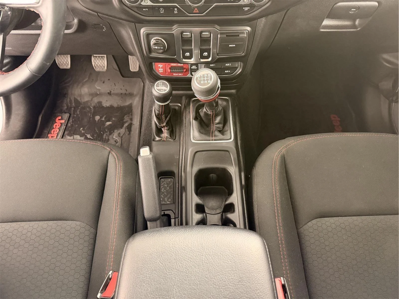 Used 2021 Billet Silver Metallic Clearcoat Jeep Rubicon image 28