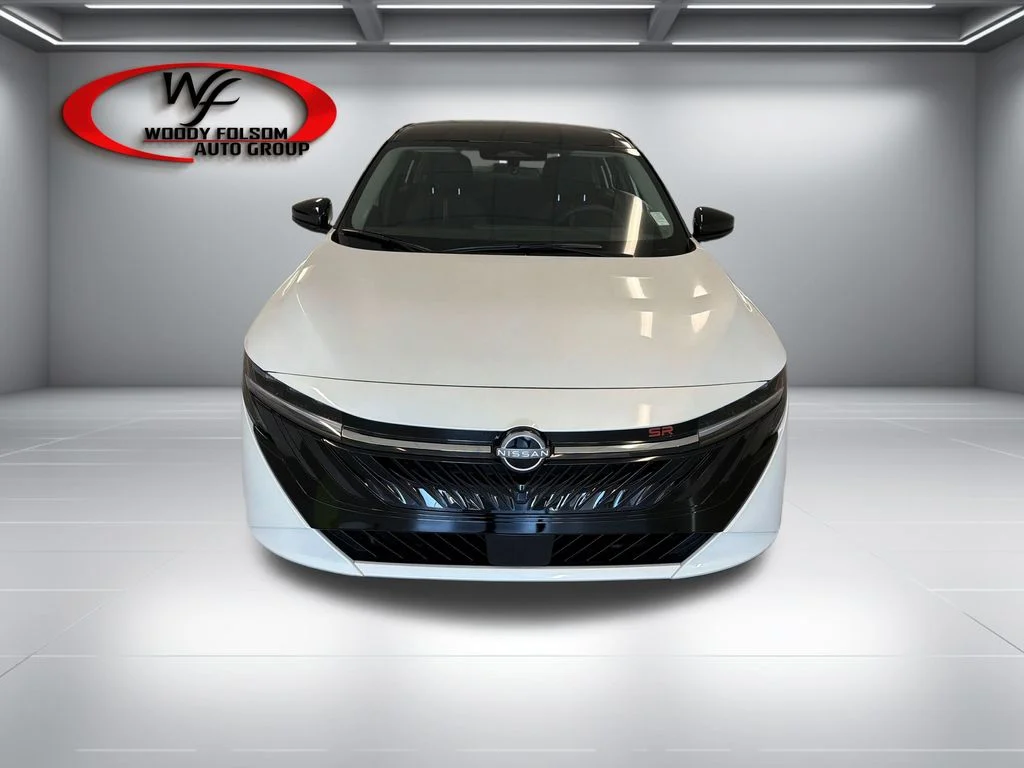 New 2027 Aspen White TriCoat / Super Black Two-tone Nissan SR image 2