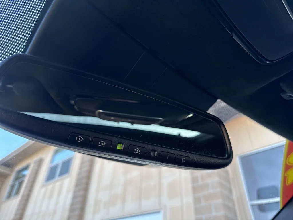 Used 2020 Black Hyundai Limited image 15