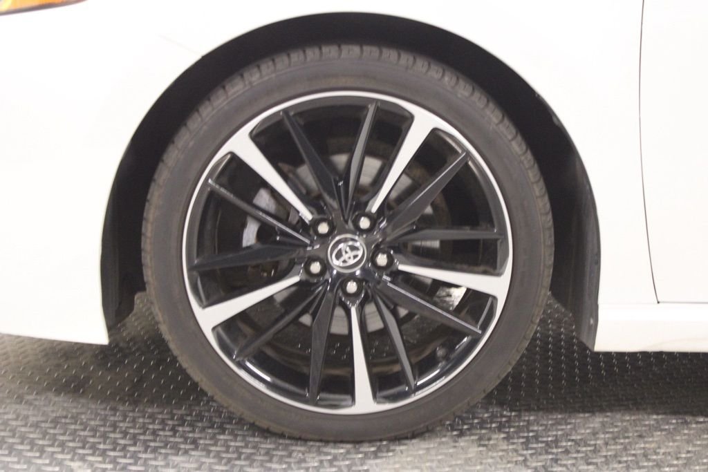 2018 Toyota Camry XSE - Photo 21