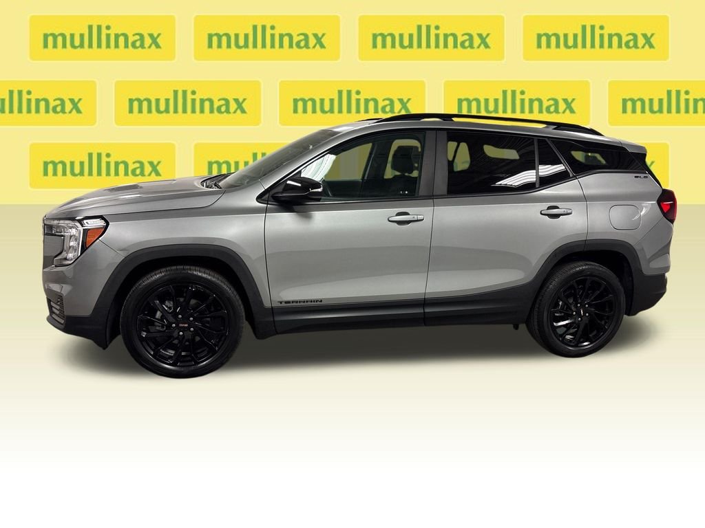 Used 2023 Silver GMC SLE image 9