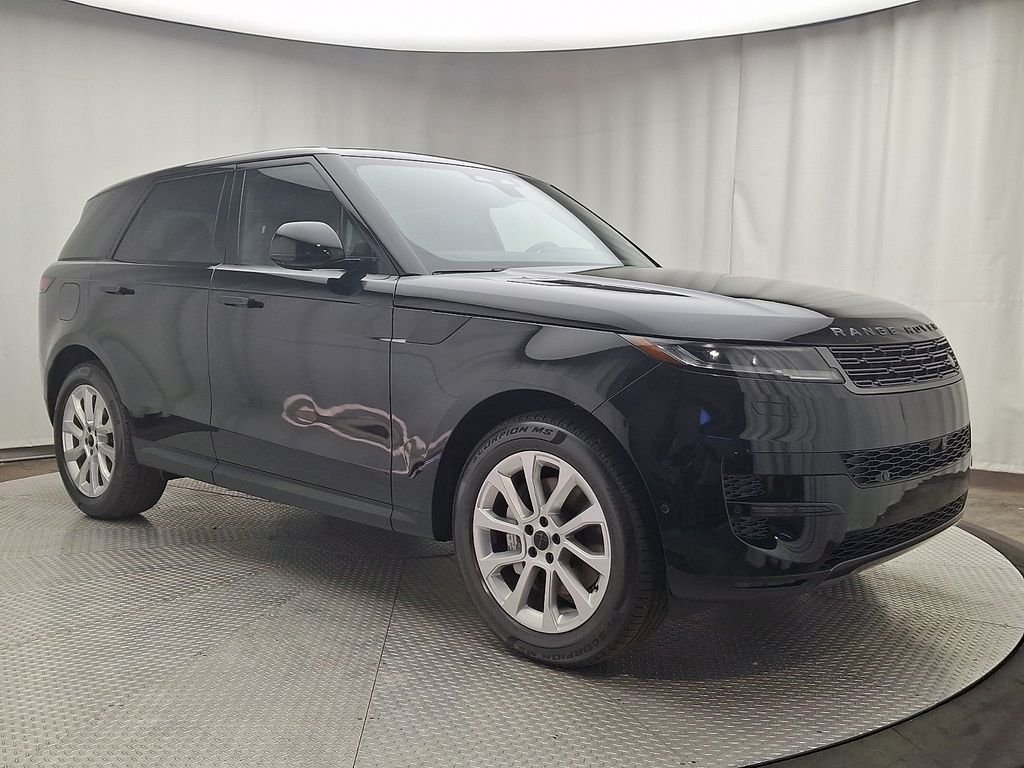 New 2027 Santorini Black Land Rover SE image 2